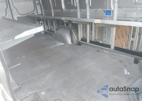 2015 Mercedes-Benz Sprinter 2500 High Roof из США, поврежденный, VIN WD3PE8DC8FP110548